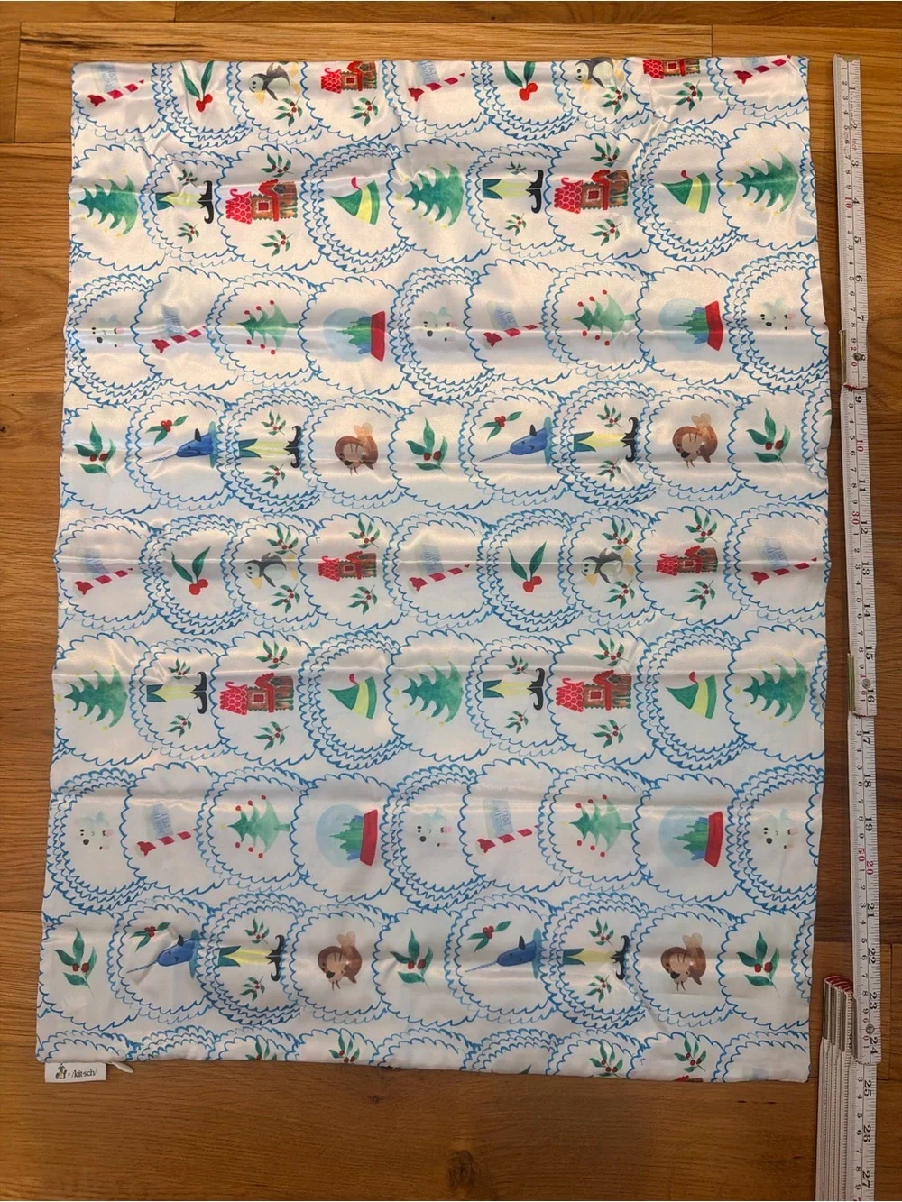 Kitsch Elf Satin Pillowcase with zipper for skin & hair | Standard size NWT